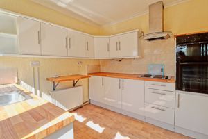 Kitchen- click for photo gallery